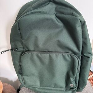 lululemon Everywhere Backpack 22L